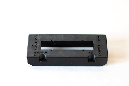 Pocket door pull jig